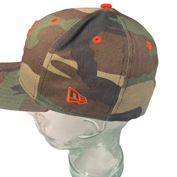 New Era San Francisco Giants Camo Hat with Orange Logo NWOT - Picture 2 of 5